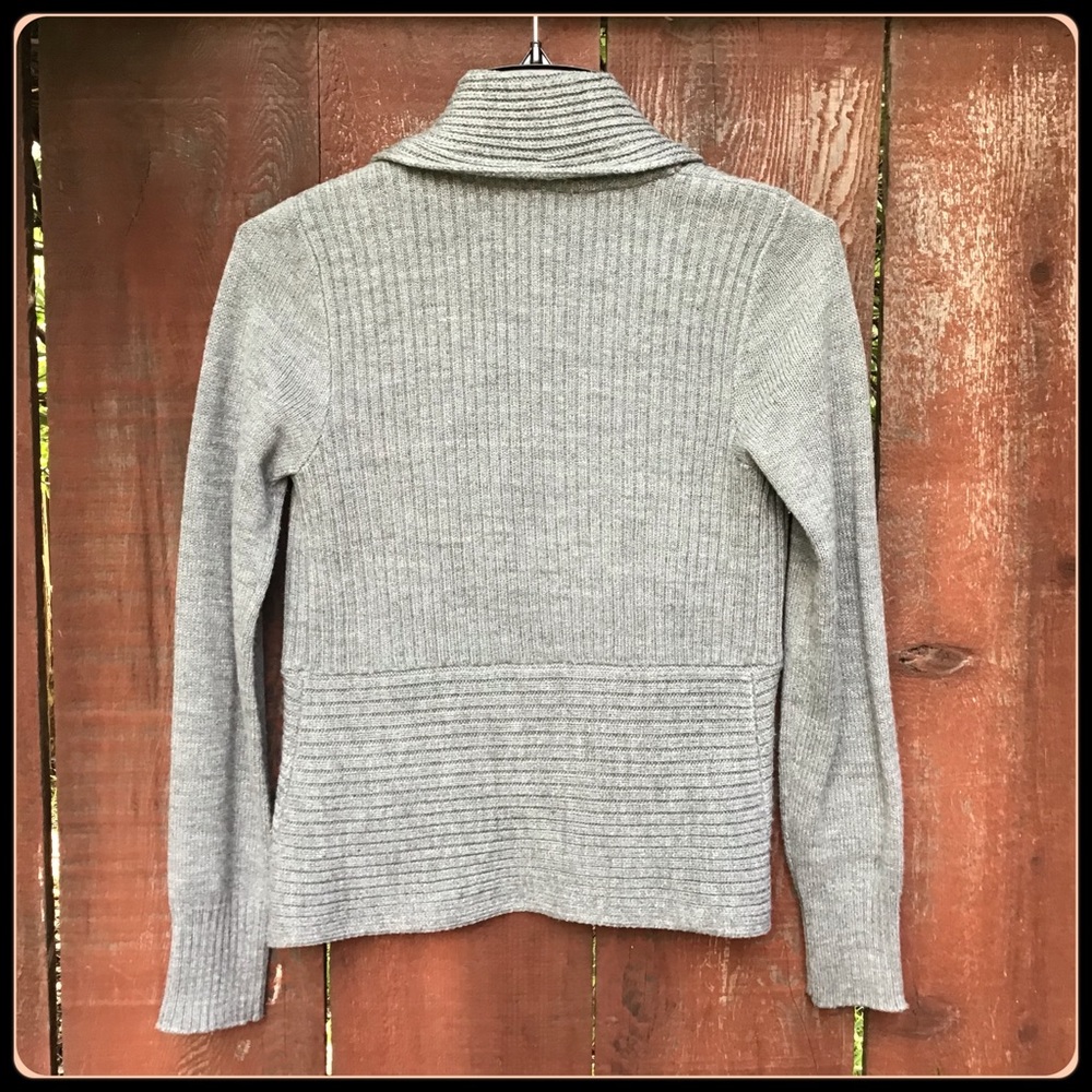 H&M cardigan sweater - Picture 5 of 6